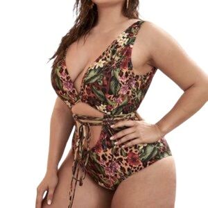 Shein Floral Leopard Print Plus Size Swimsuit